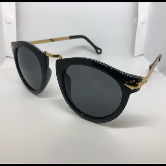 3/$30 Fashion Round Black Sunglasses - Picture 2 of 5